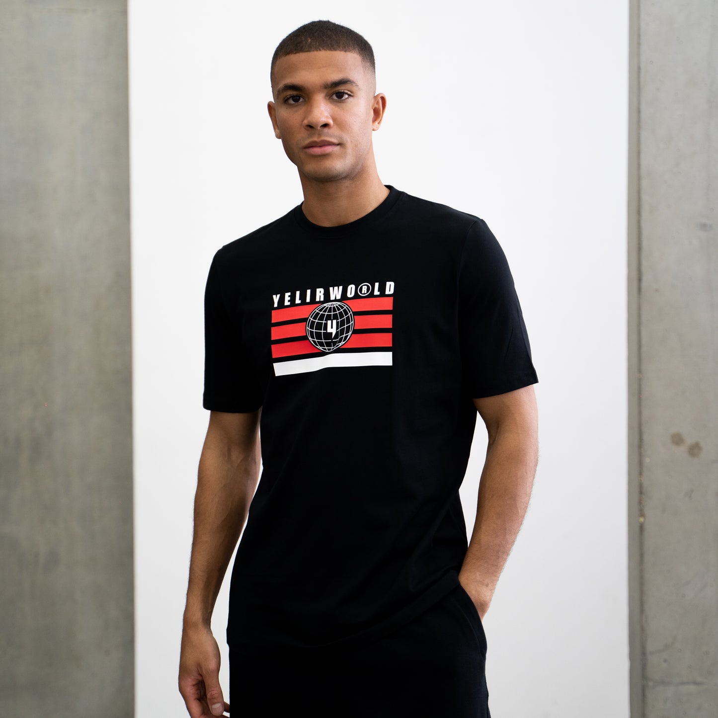 GLOBAL ENTERPRISE FLAG TEE BLACK RED
