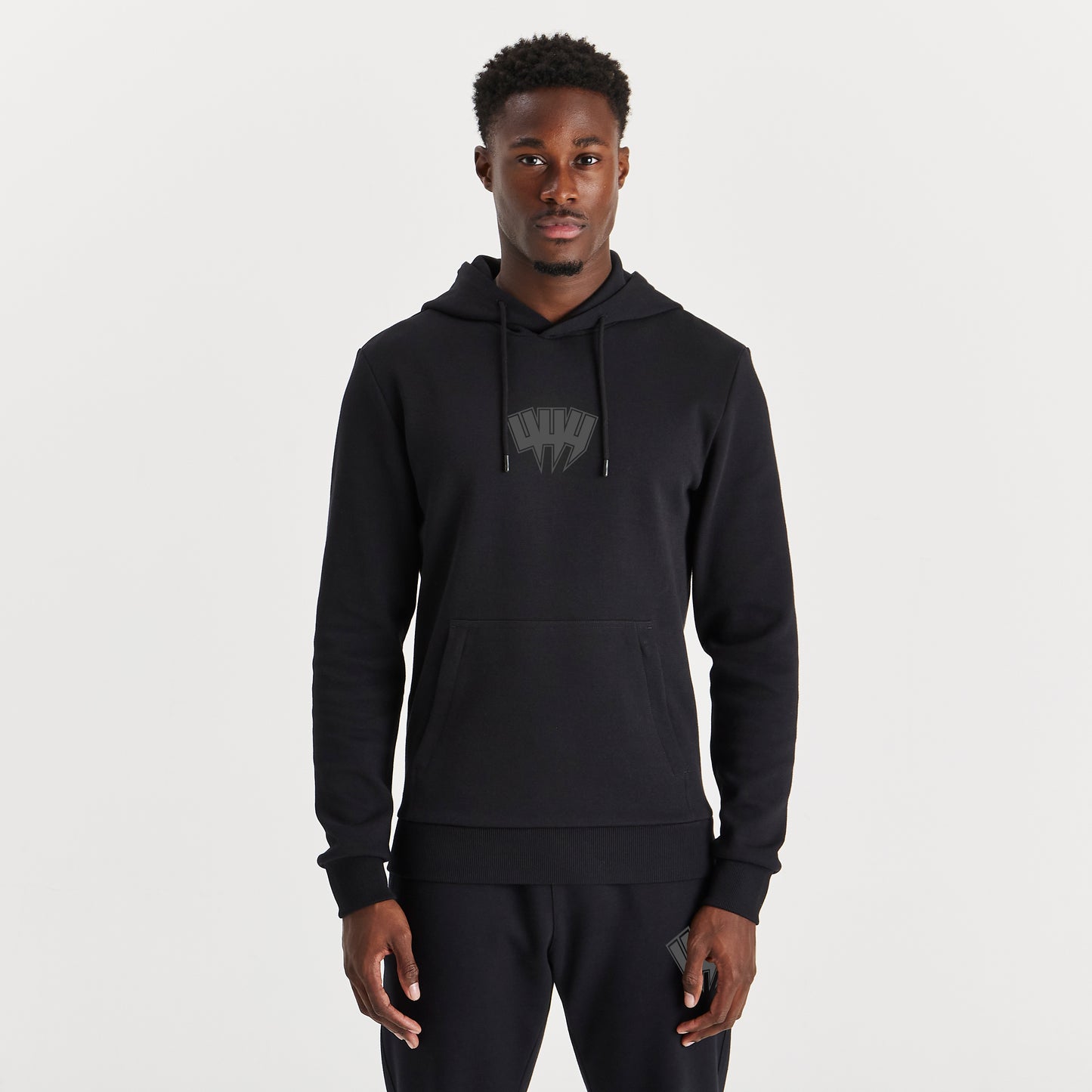 BLACK HOODY REFLECTIVE YYY OUTLINE