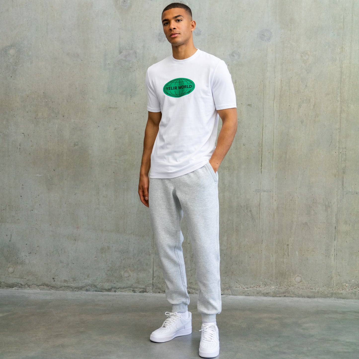 GLOBE TEE WHITE GREEN