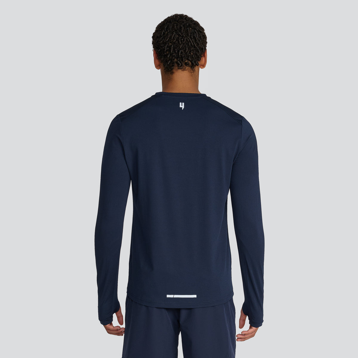 PERFORMANCE LONG SLEEVE TEE NAVY