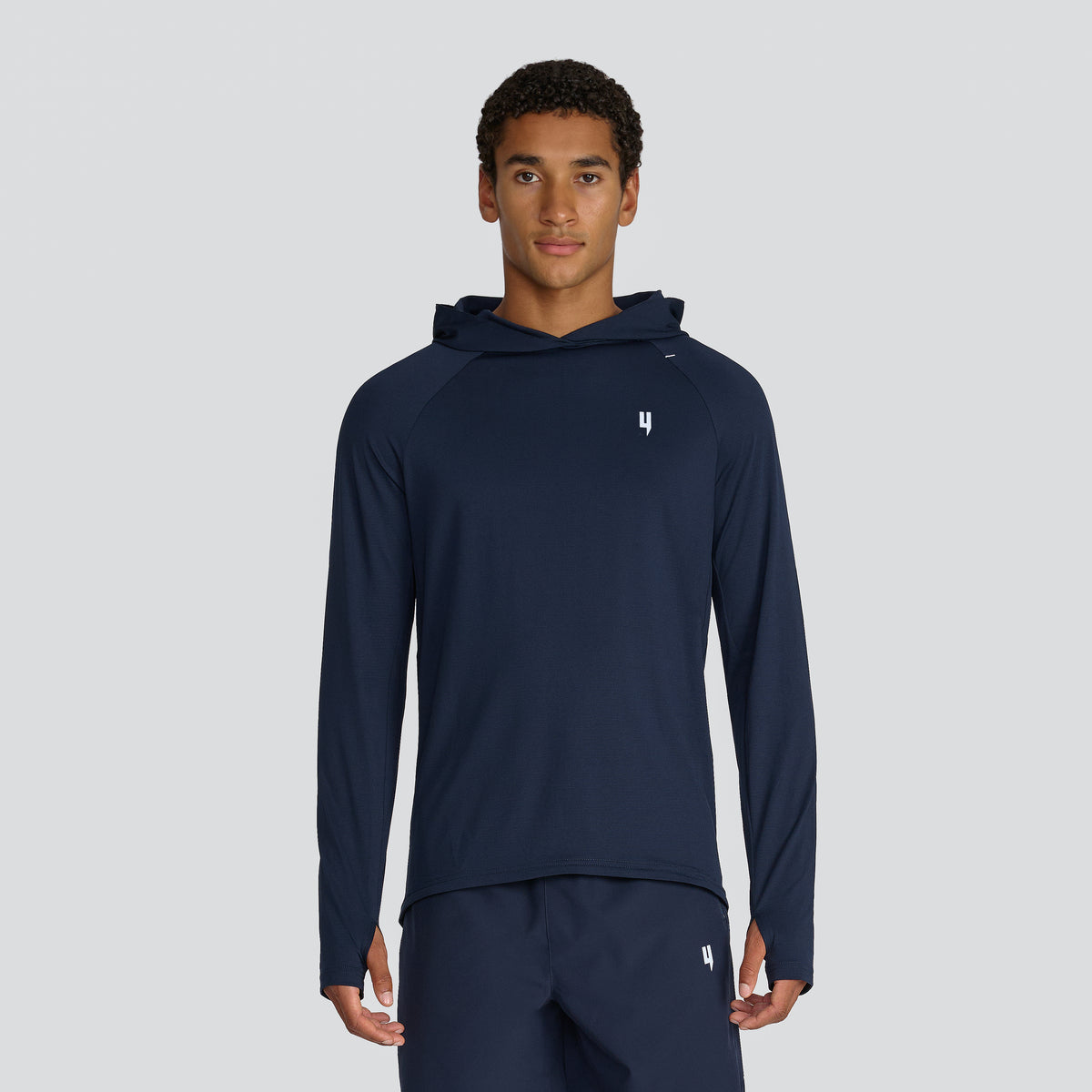 PERFORMANCE HOODED LONG SLEEVE TEE NAVY