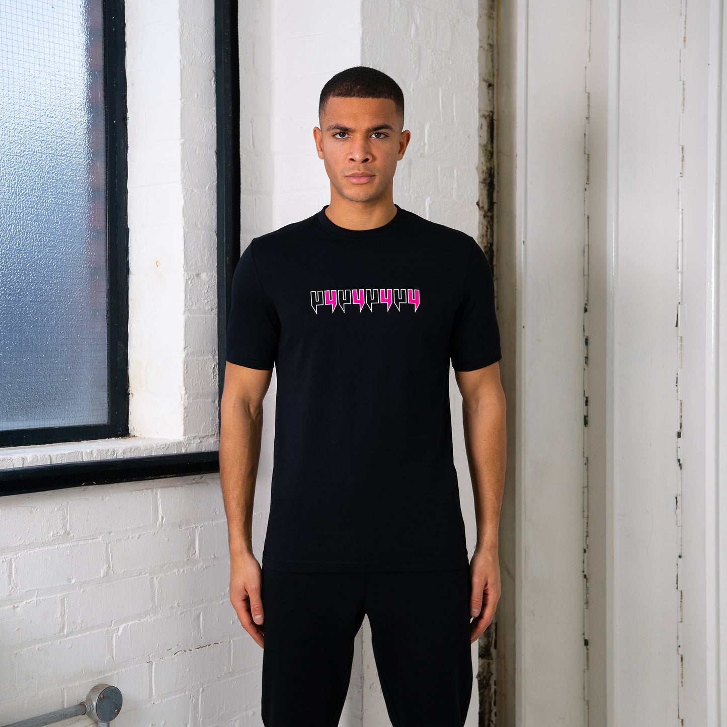 EIGHT Y LOGO TEE BLACK PINK