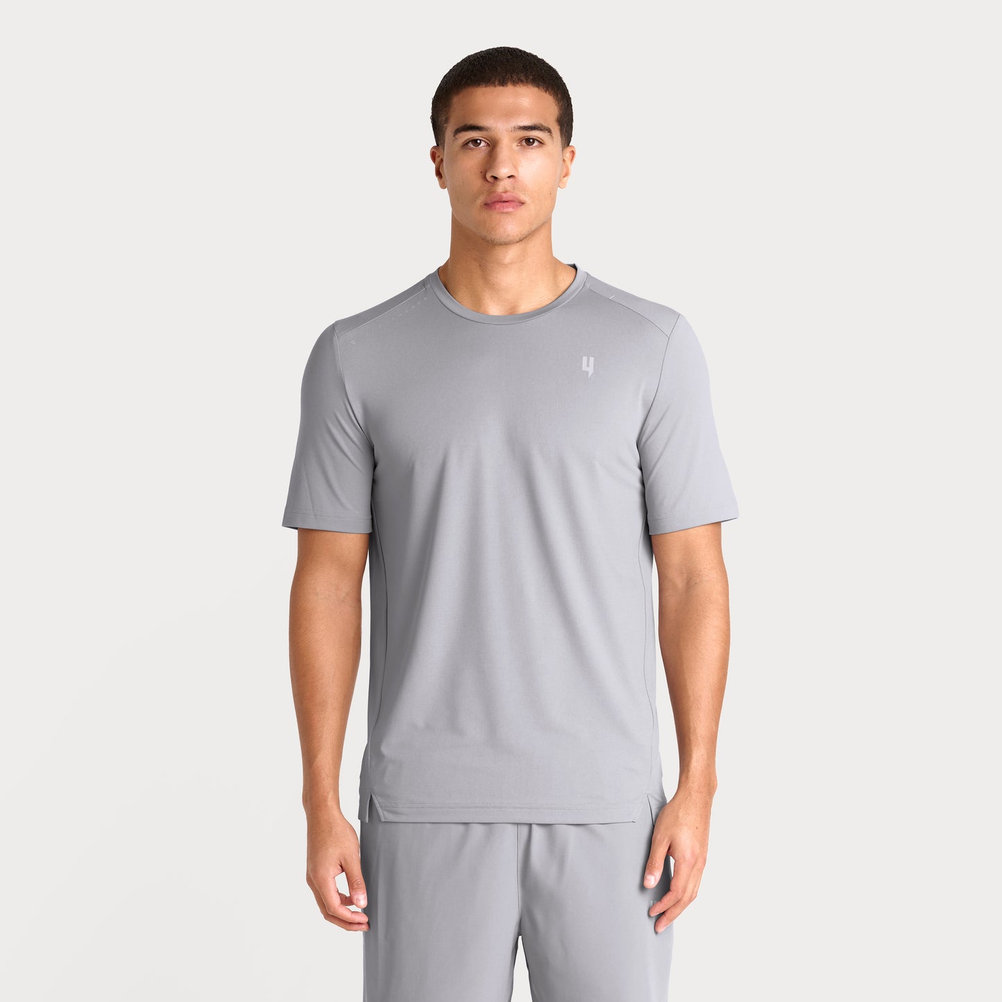 PERFORMANCE TEE LIGHT GREY