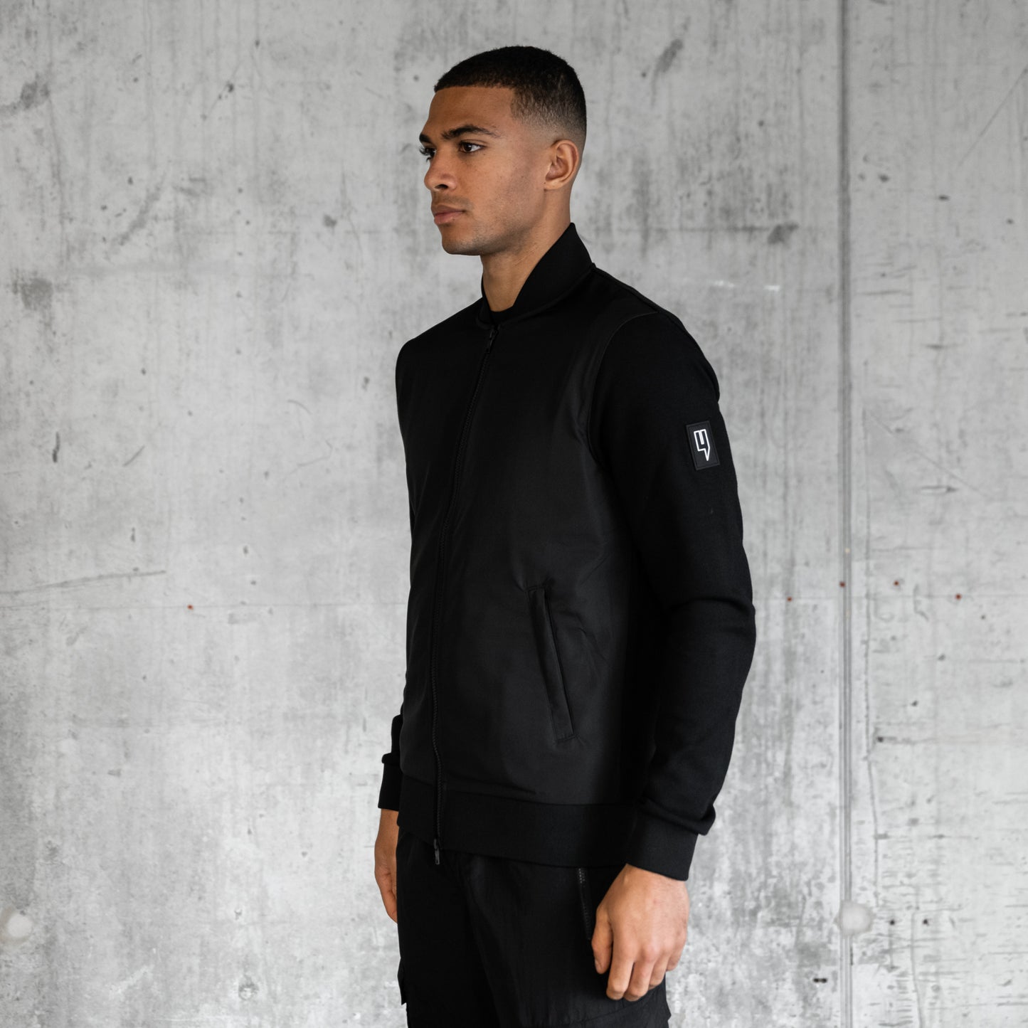 HYBRID BOMBER JACKET BLACK