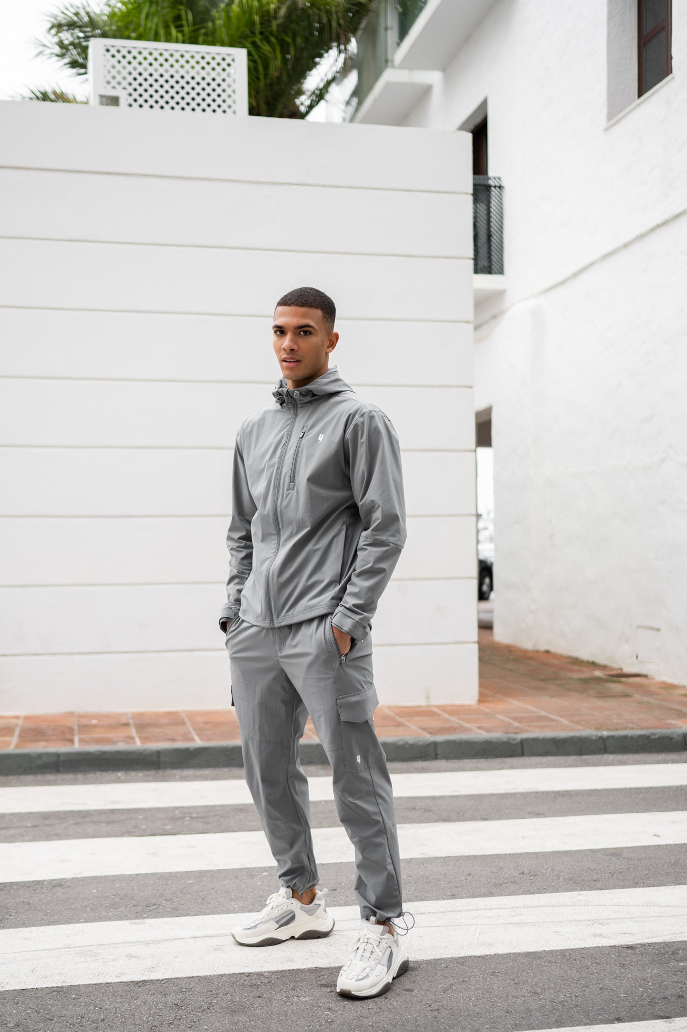 TECH JACKET GREY